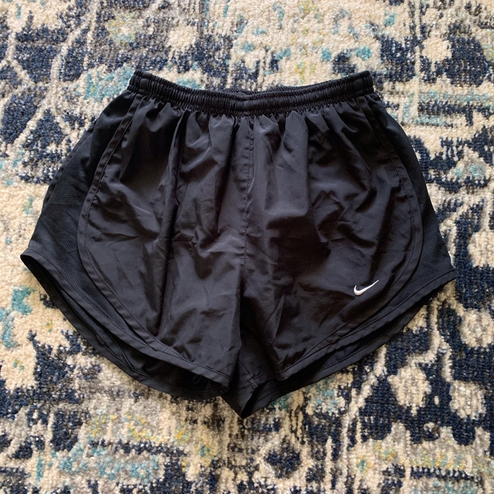 Black Nike dri-fit shorts